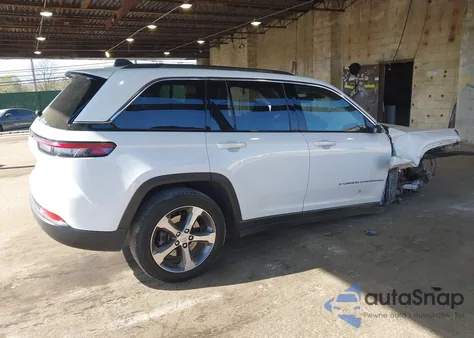 2023 Jeep Grand Cherokee 4Xe из США, поврежденный, VIN 1C4RJYB60P8880567
